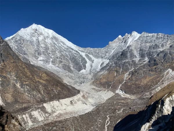 Langtang Lirung